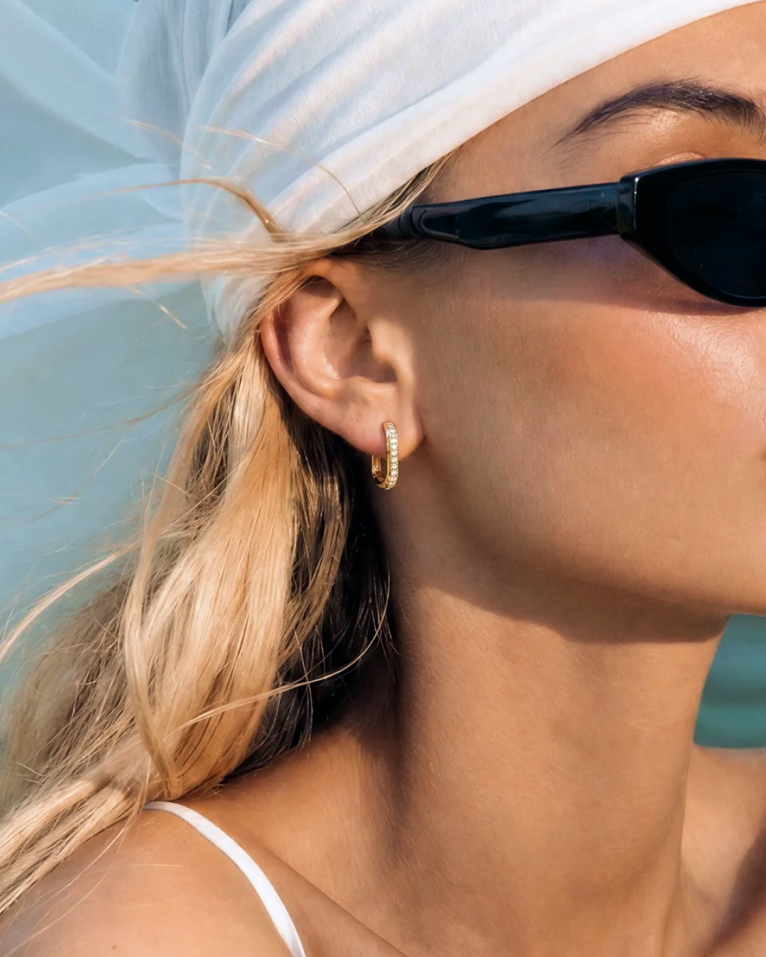 18k Vault Hoops