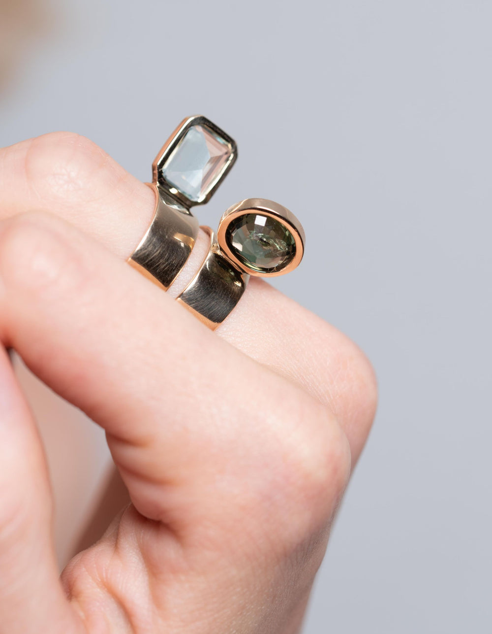 Perched Setting Ring with Aquamarine