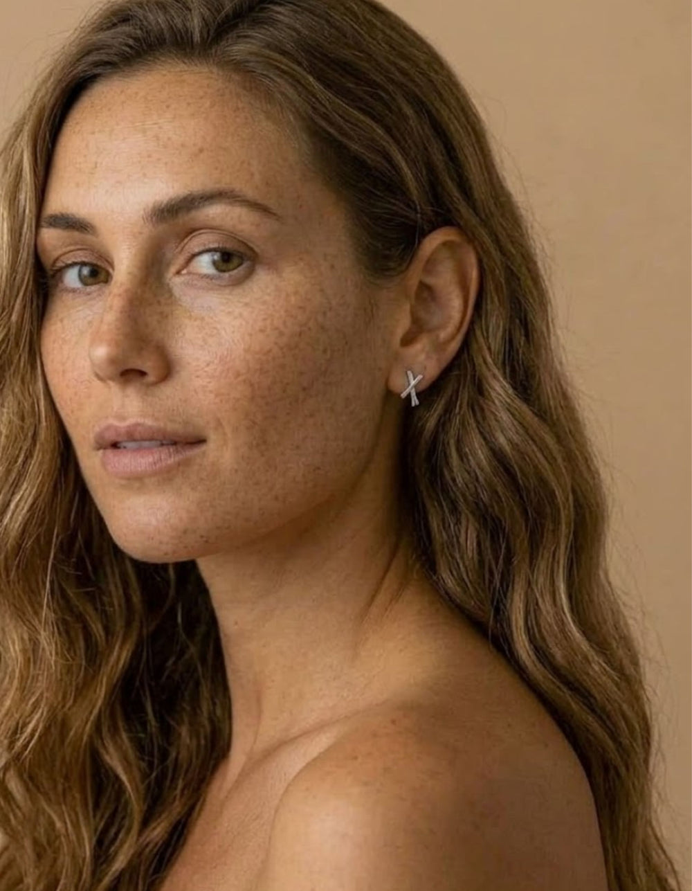 Solid Horizon Mini Thread Earring by Labulgara - At Present Jewelry