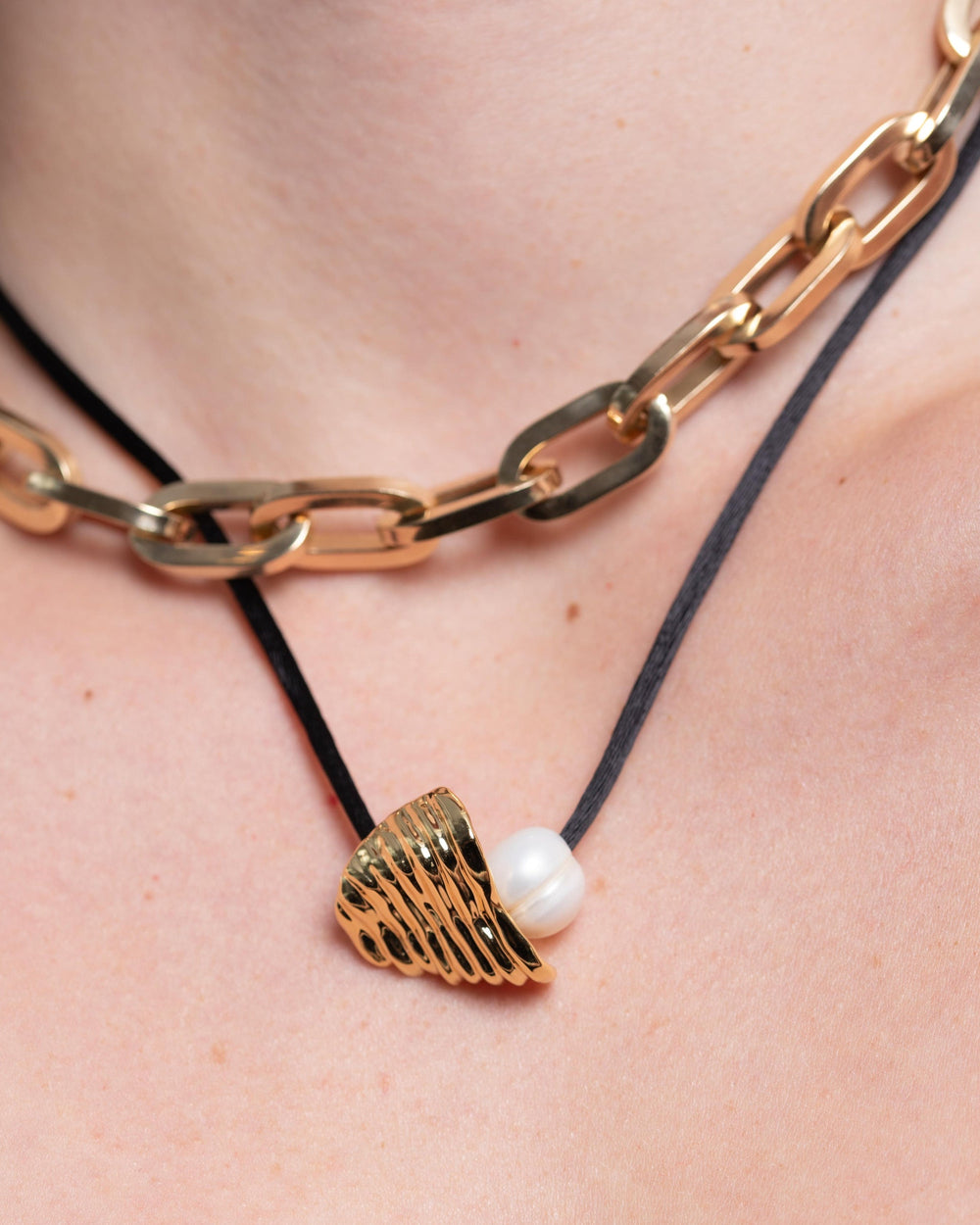 Pearl Formation Pendant by Anita Berisha - At Present Jewelry