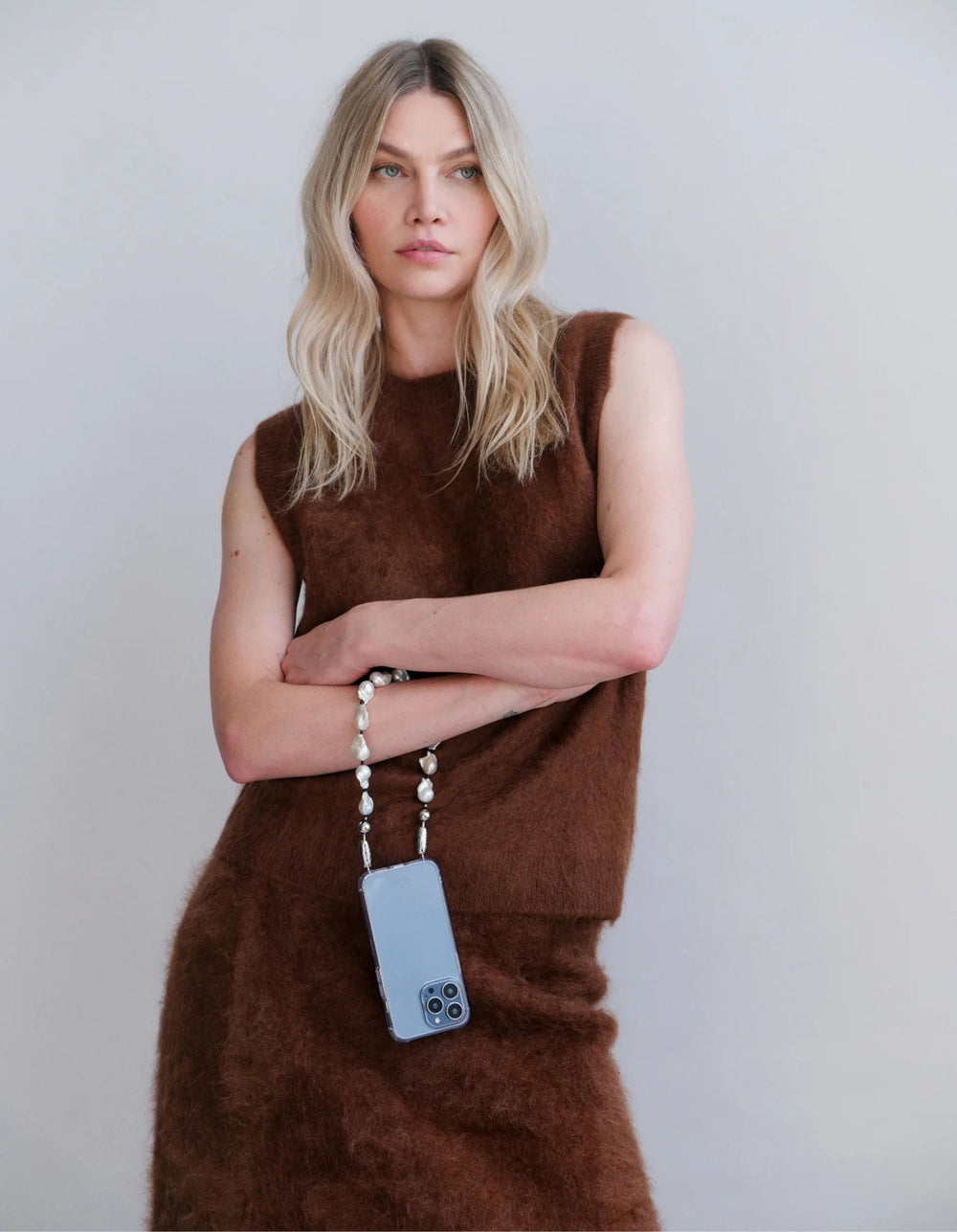 Baroque Pearl Wristlet