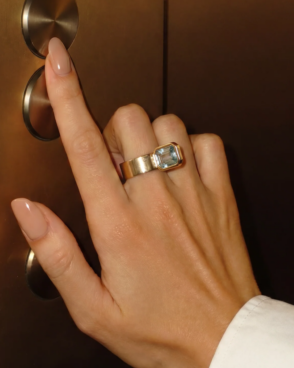 Perched Setting Ring with Aquamarine
