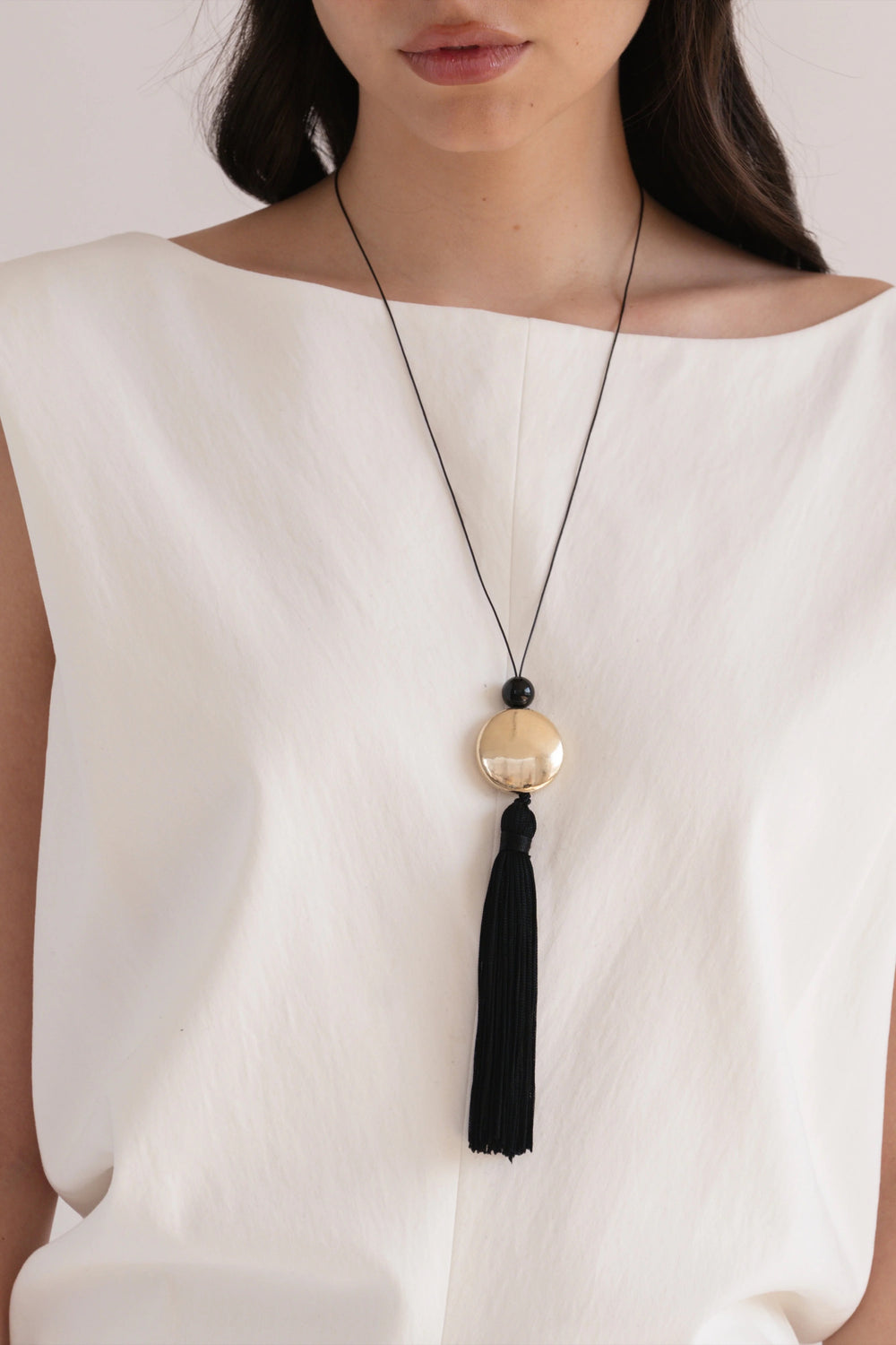 Tassel Cord Necklace 02