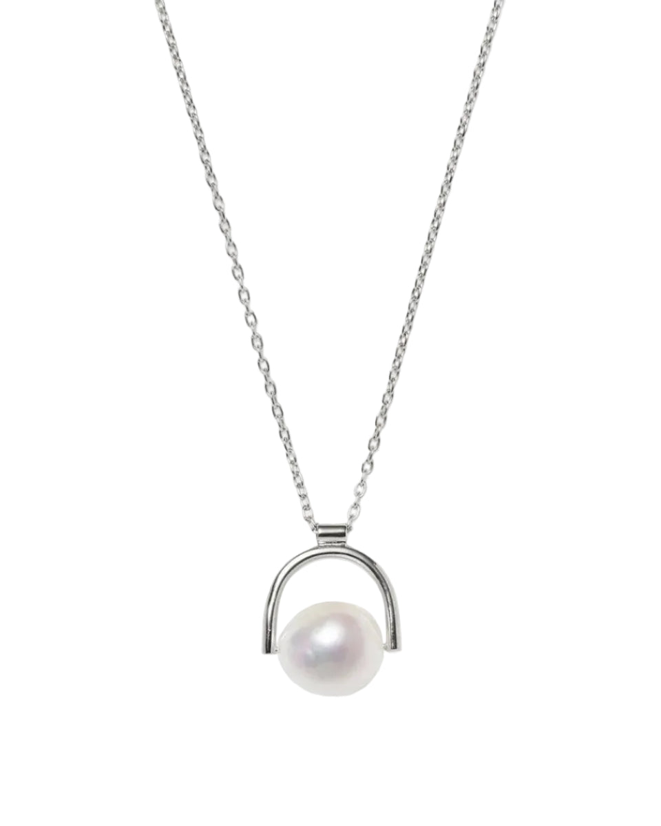 Bail Necklace in Silver - At Present