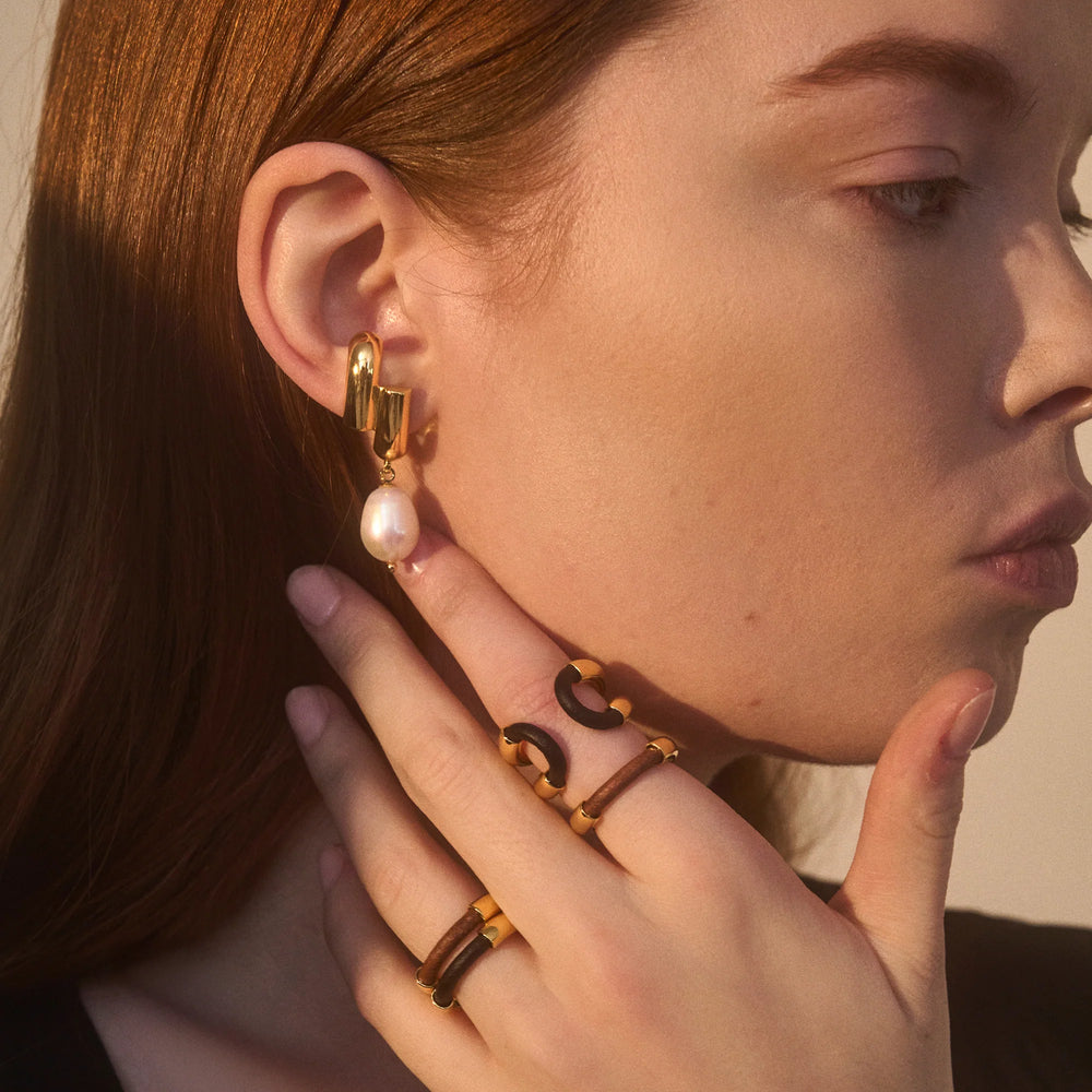 Pearl Shift Earrings