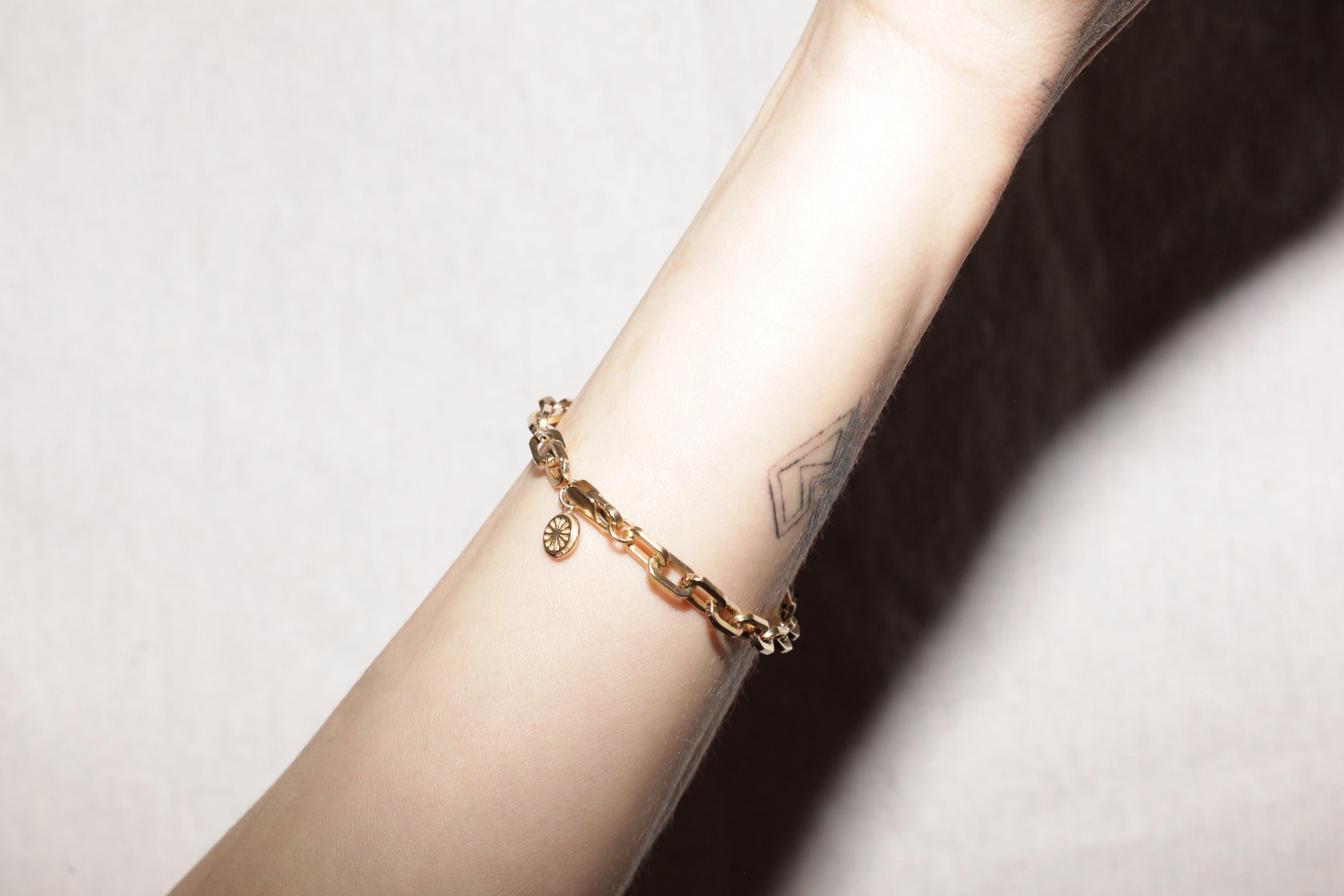 Chain Link Bracelet - EMBLM Fine Jewelry - At Present