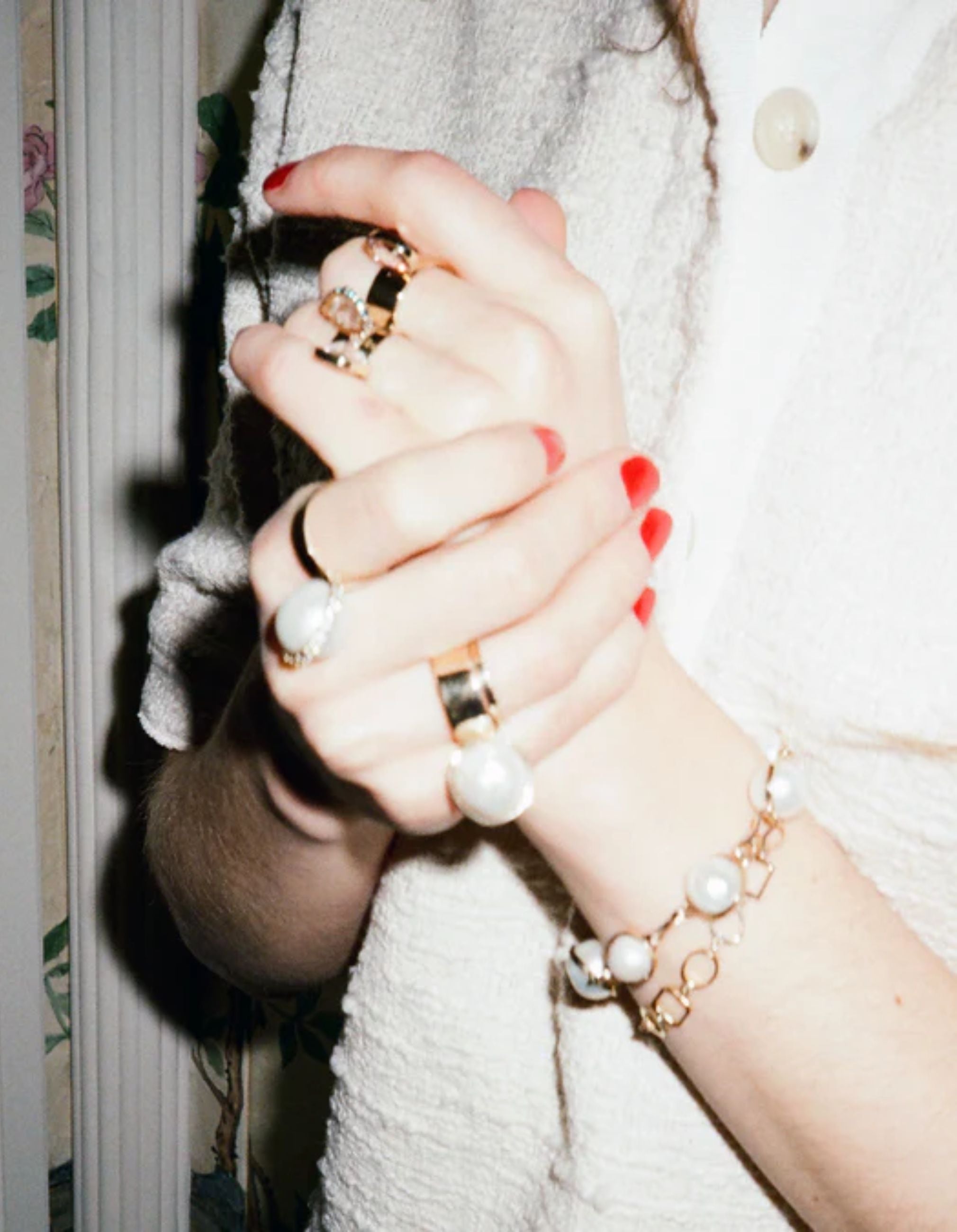 Perched Setting Ring With Pearl