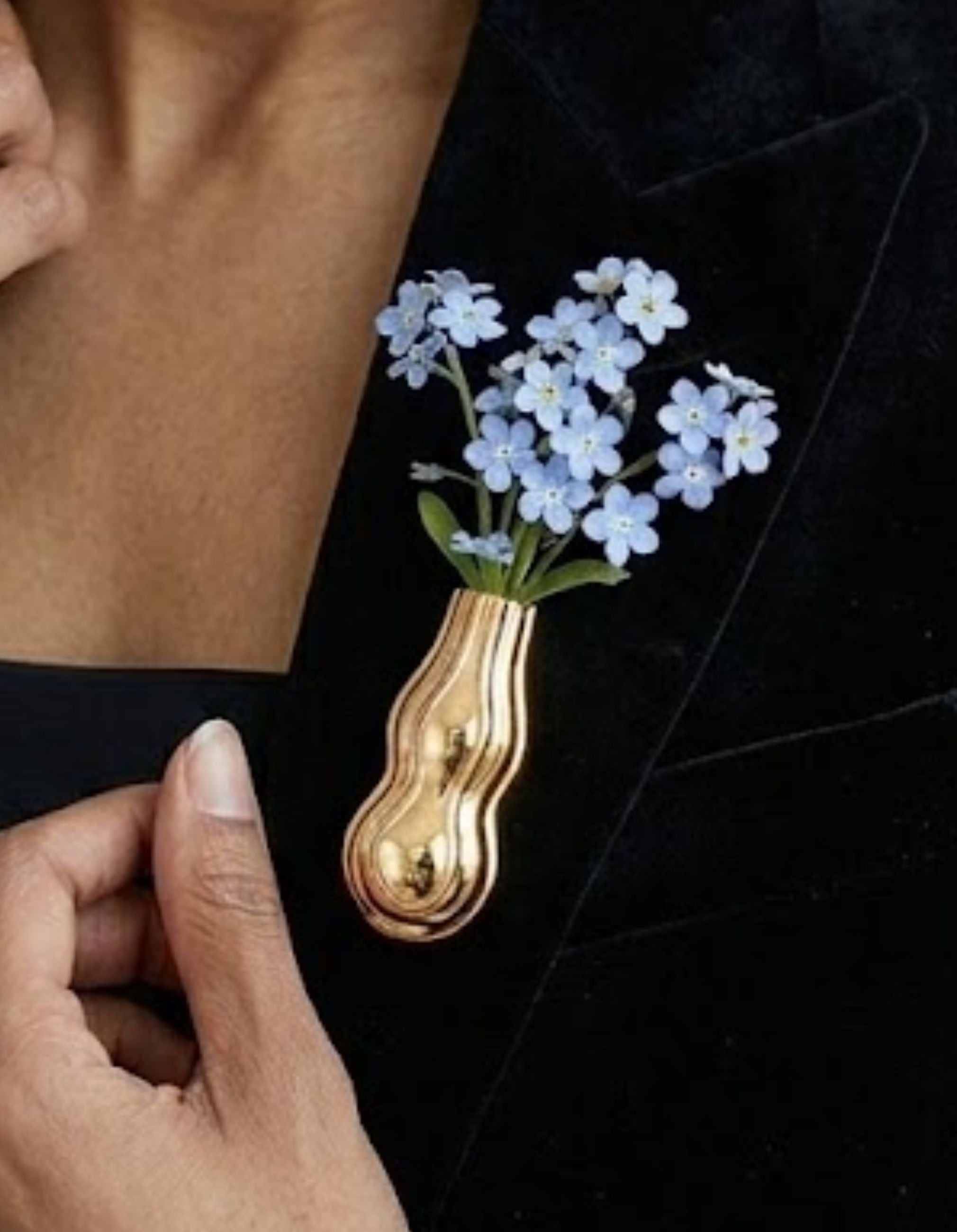 Monbouquette Vase Brooch - At Present Jewelry