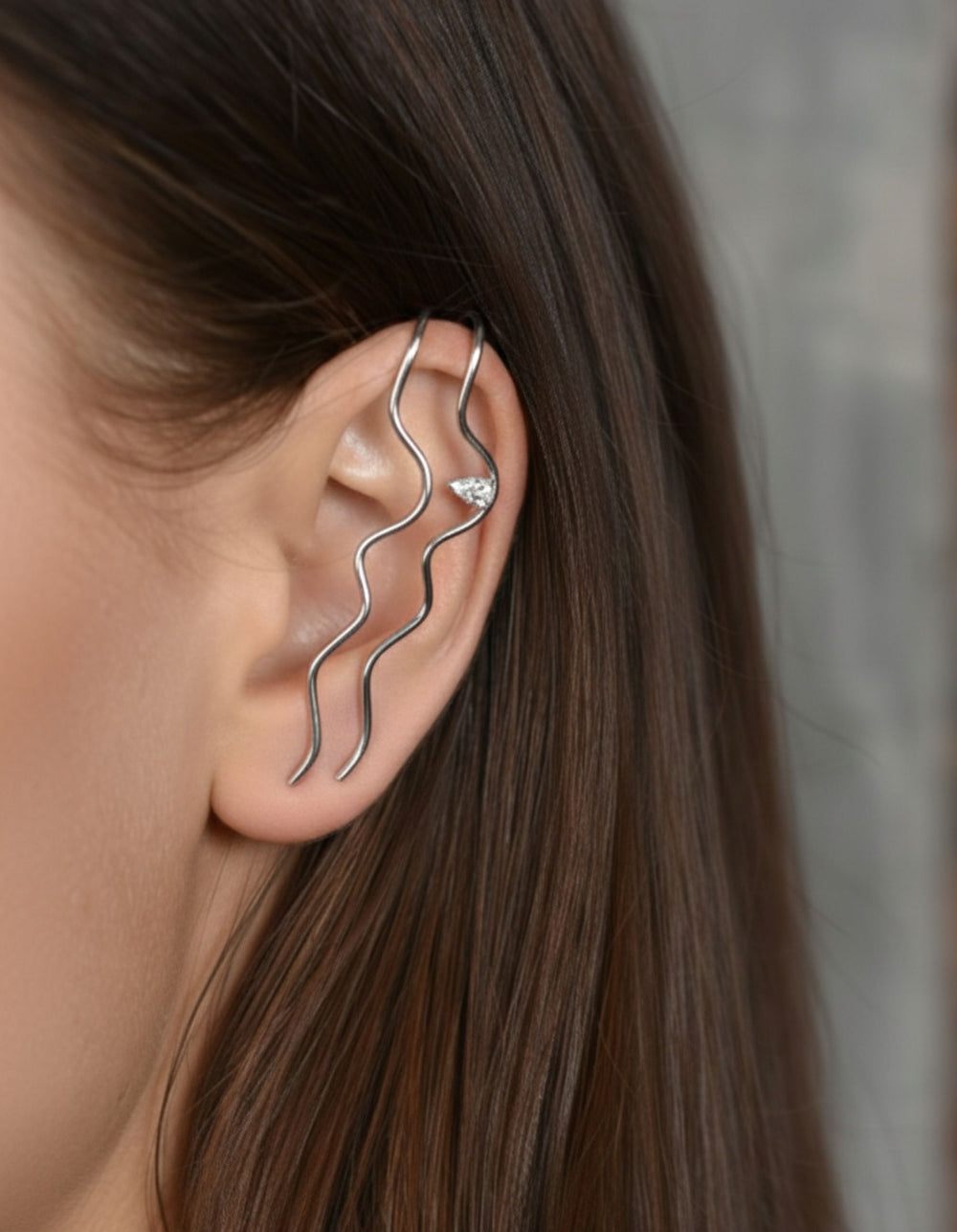 Diamond Splash Wave Needle Earring