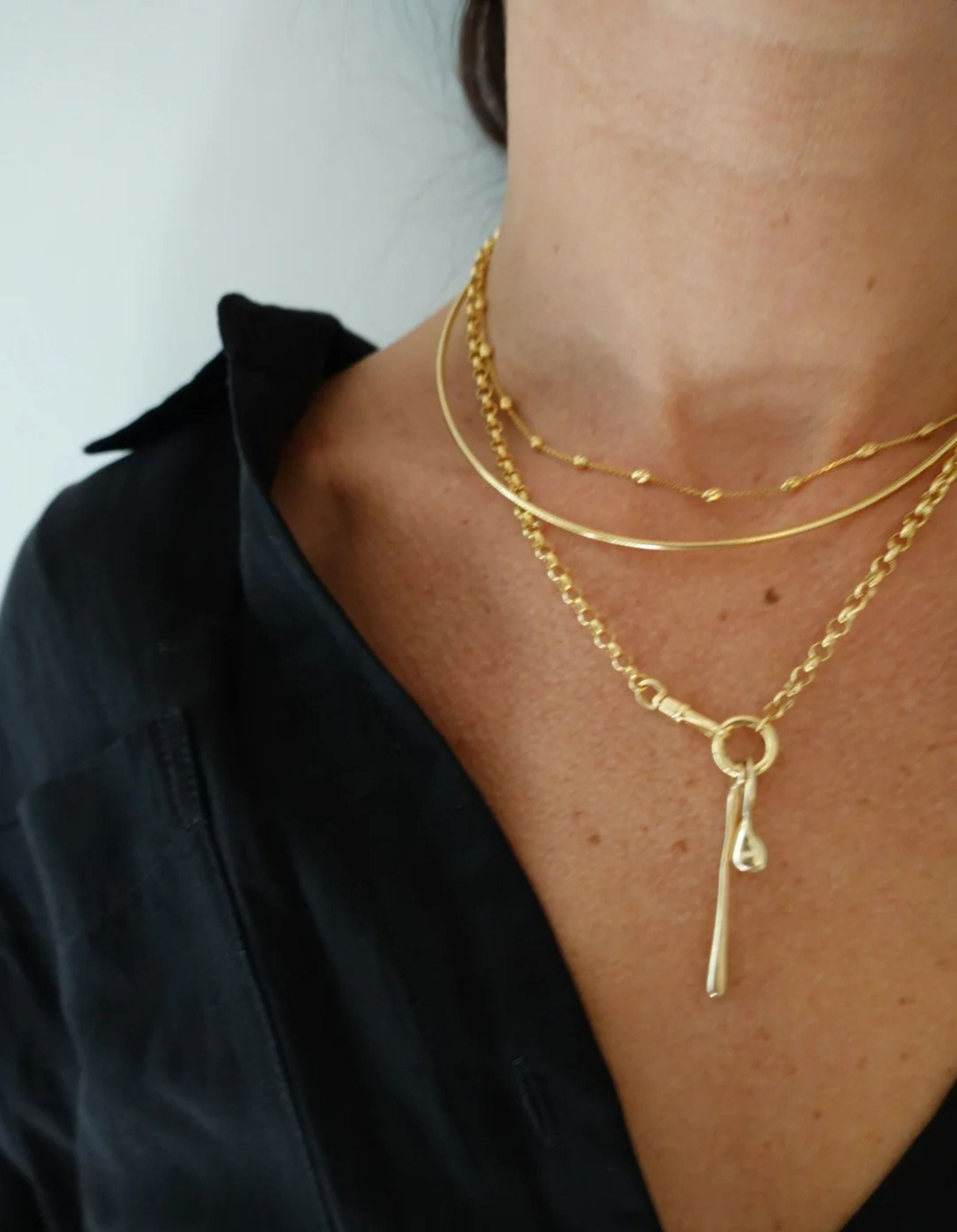 Mooncut Saturn Chain