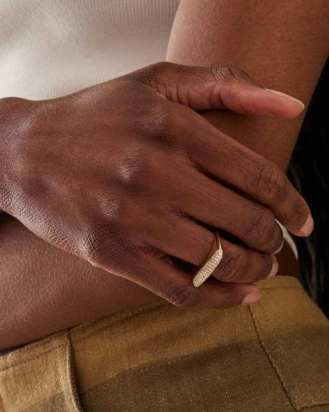 306500549.webp