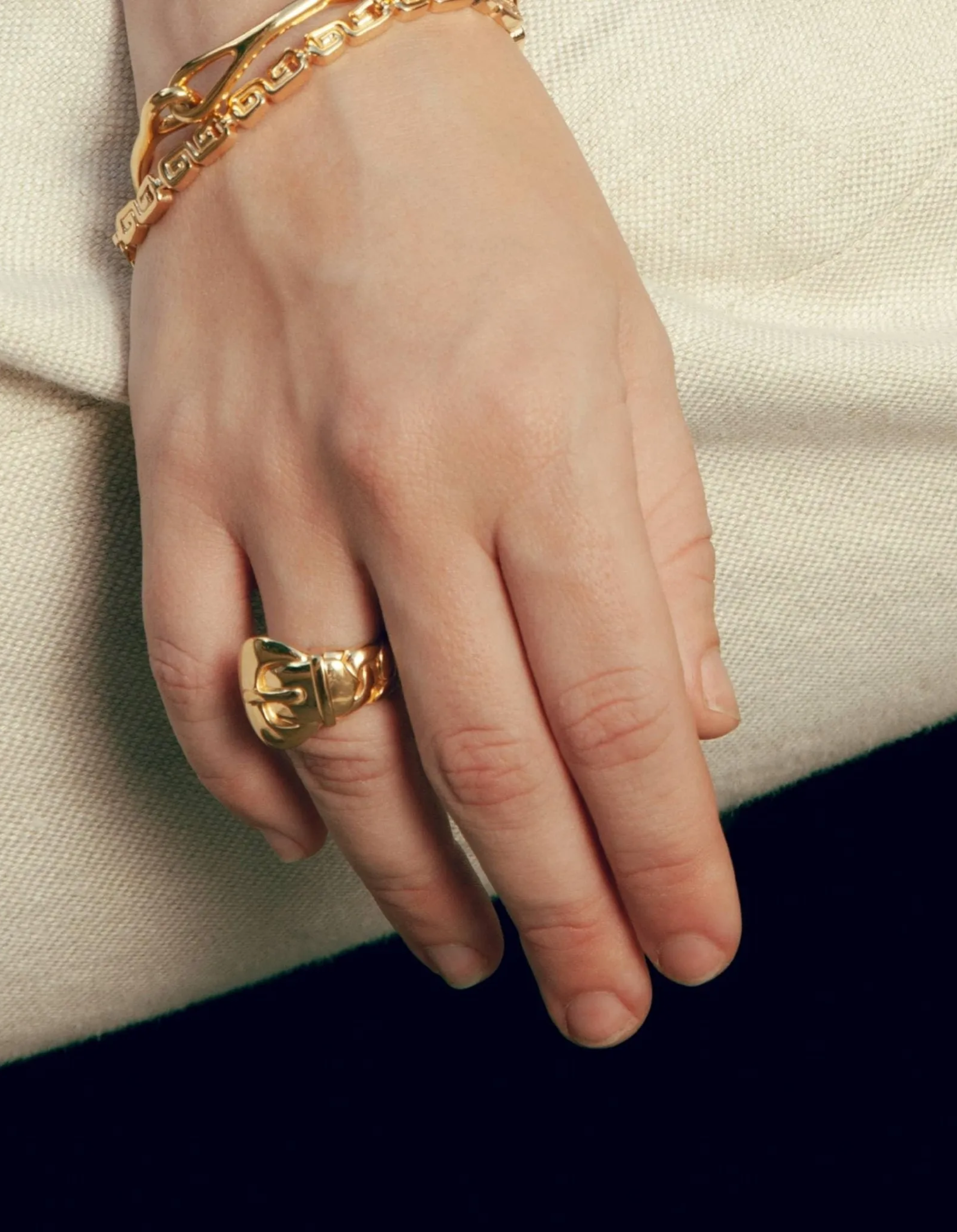 Boucle Moderne Ring