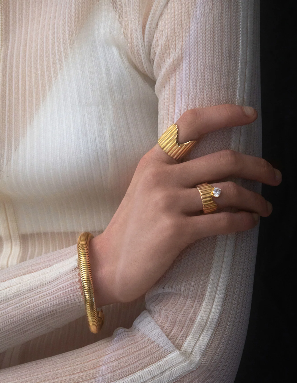 Strata Ring