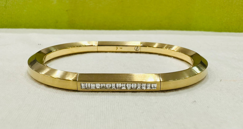 Vault Bracelet with Baguette Diamonds