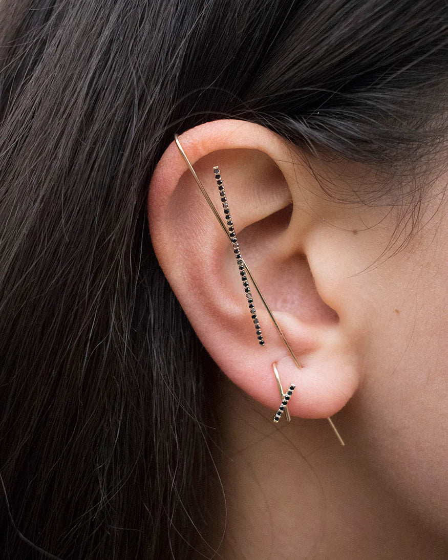 Horizon Needle Earring (Black Diamond)