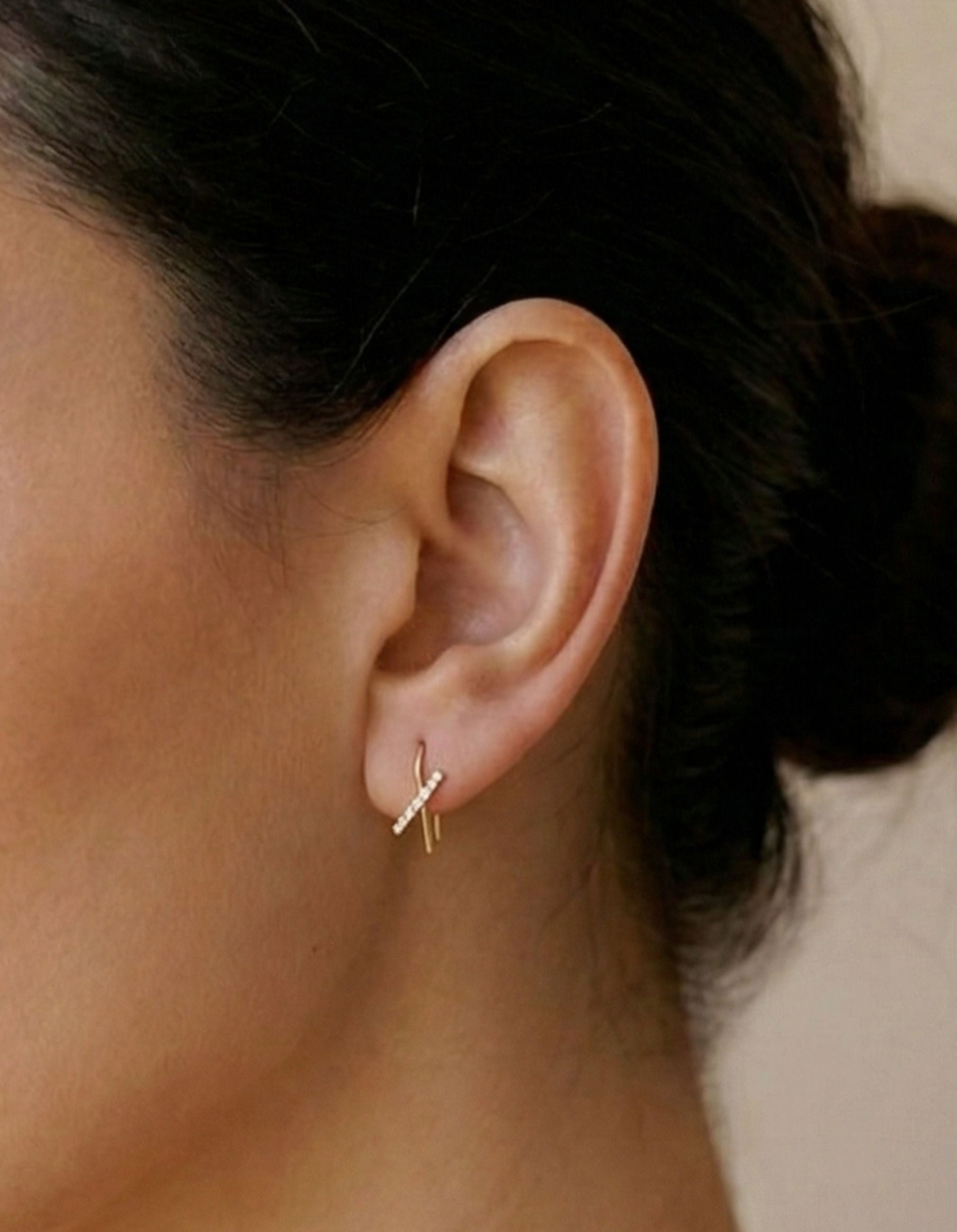 Horizon Mini Thread Earring