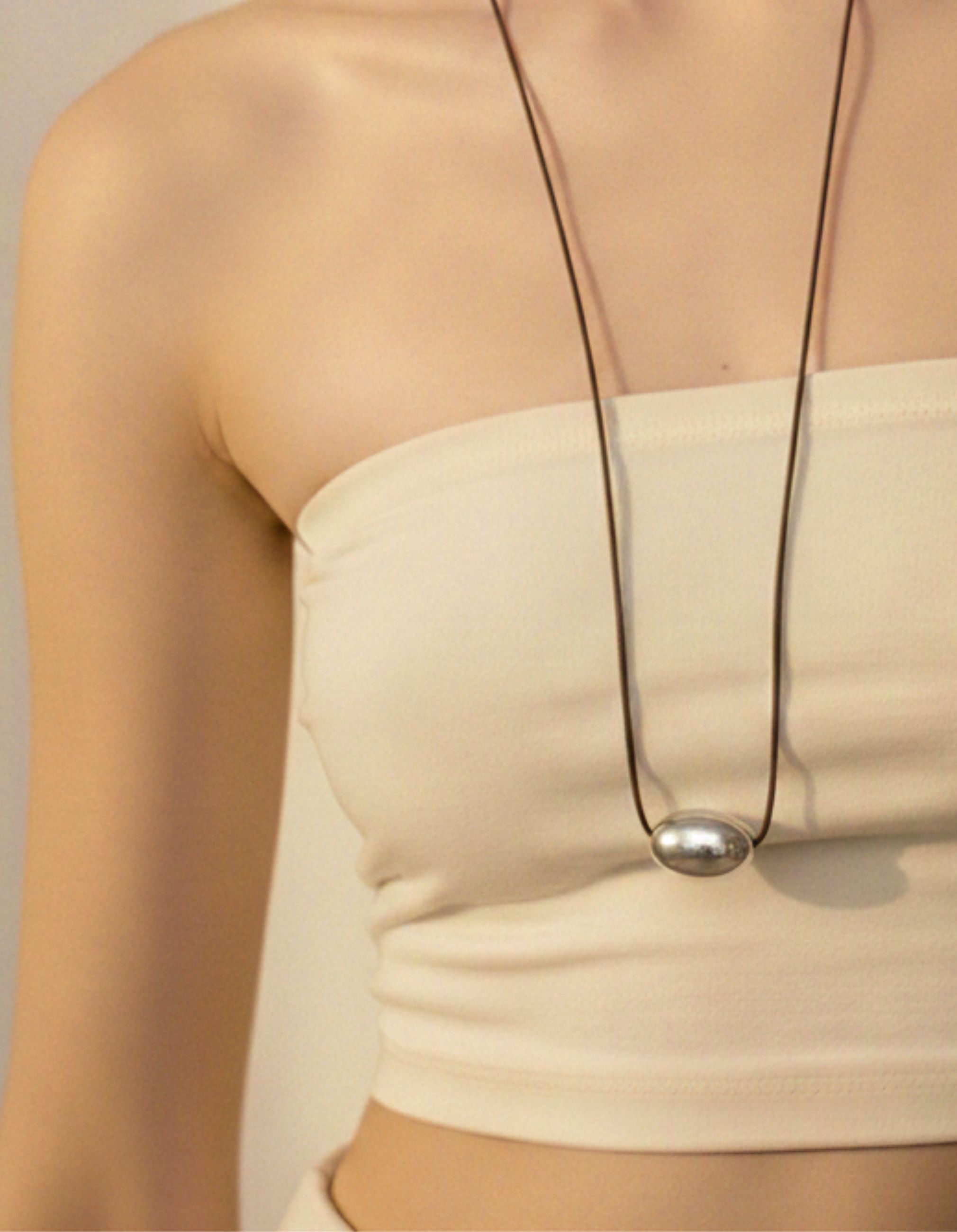 Small Ellipse Necklace