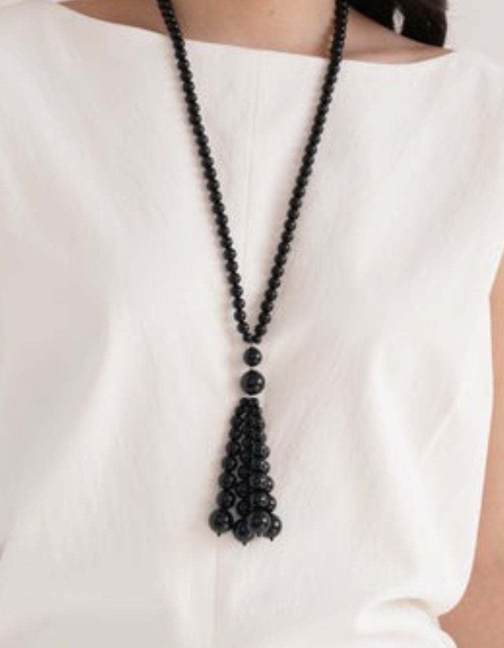 Pompon Necklace