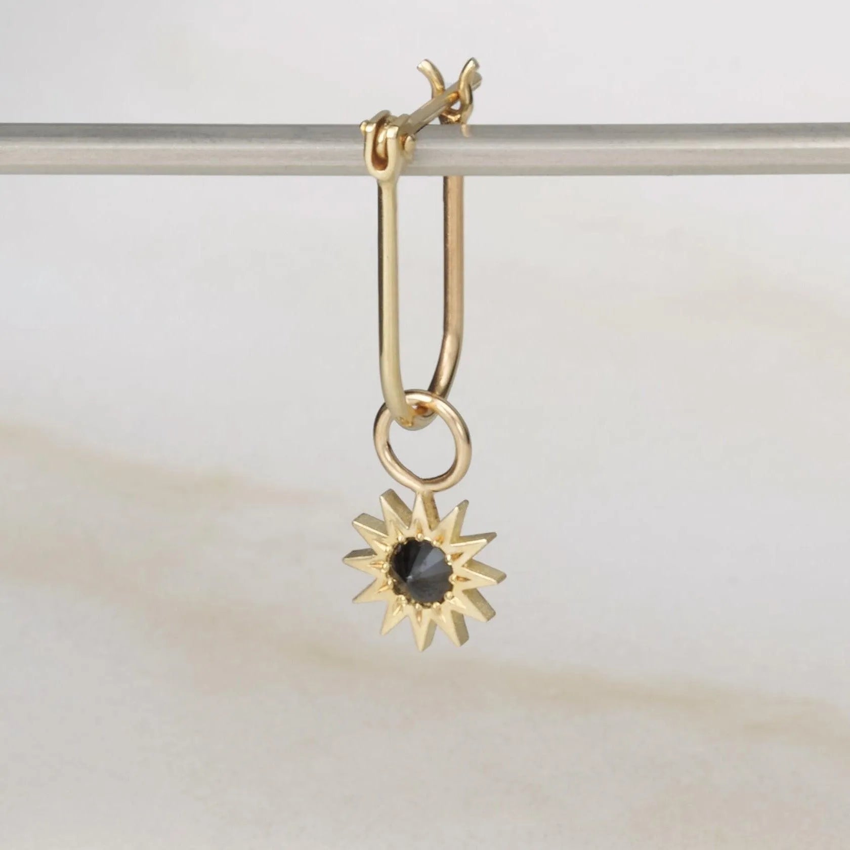 Inverted Diamond Spur Earring - At Present