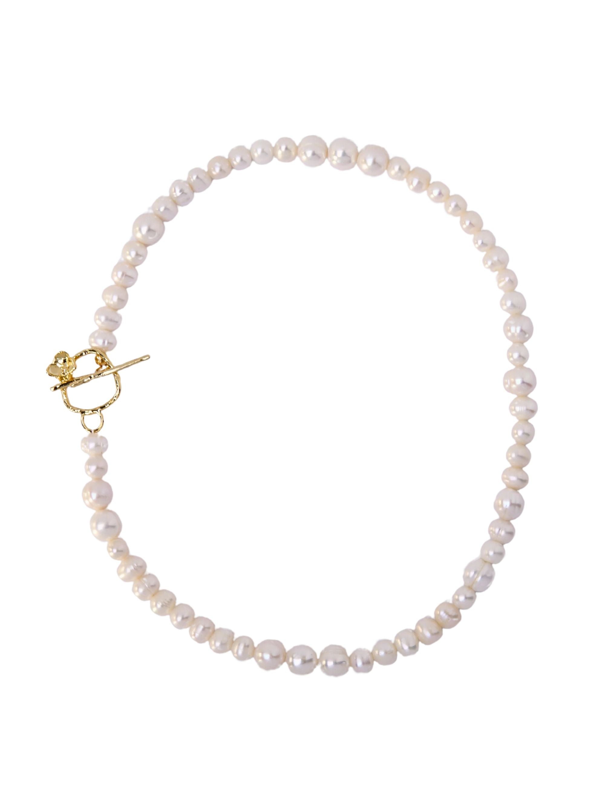 Magnolia Pearl Collar