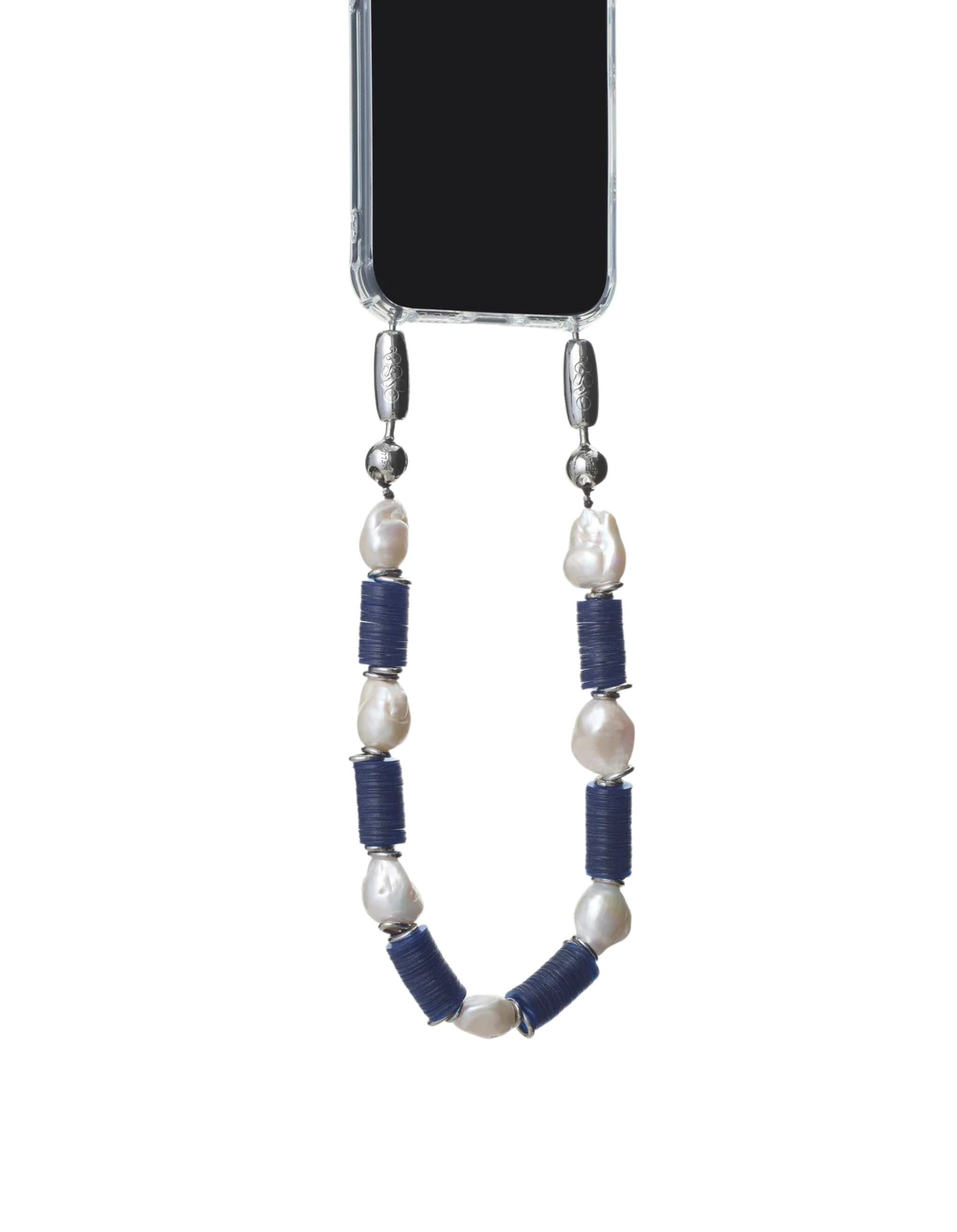 Baroque Pearl Rope Wristlet