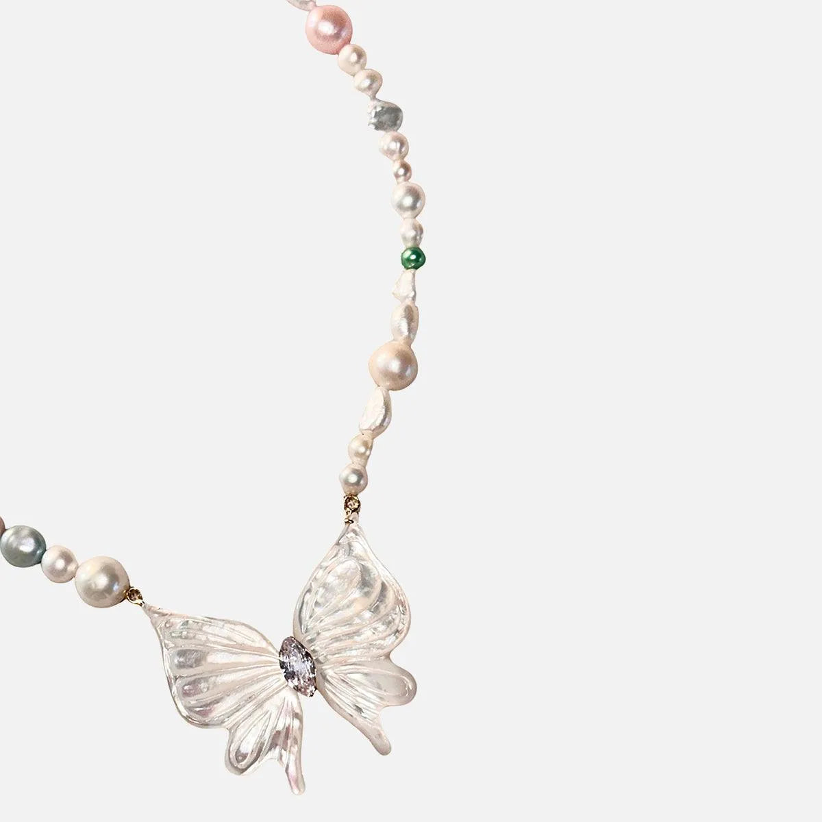 Jumbo Farfalla Glow Pearl Necklace - At Present