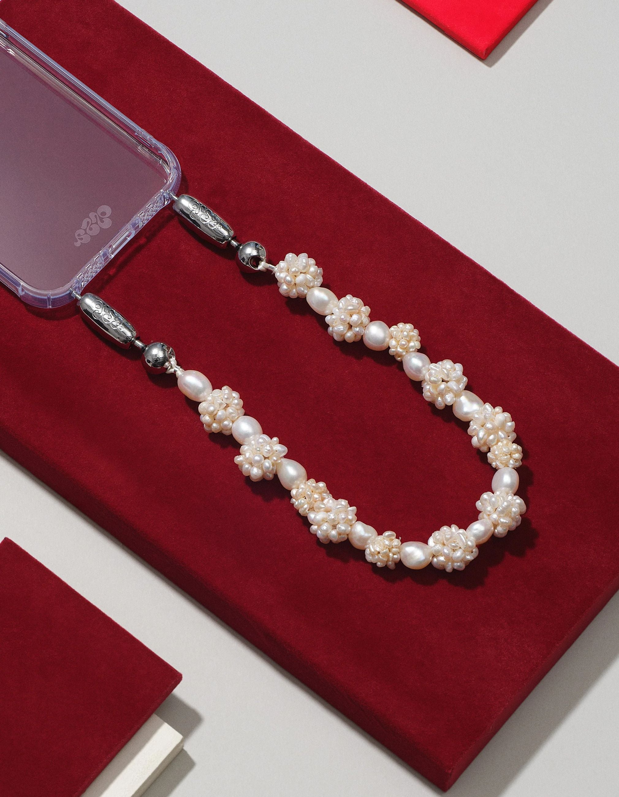 Cluster Pearl Wristlet