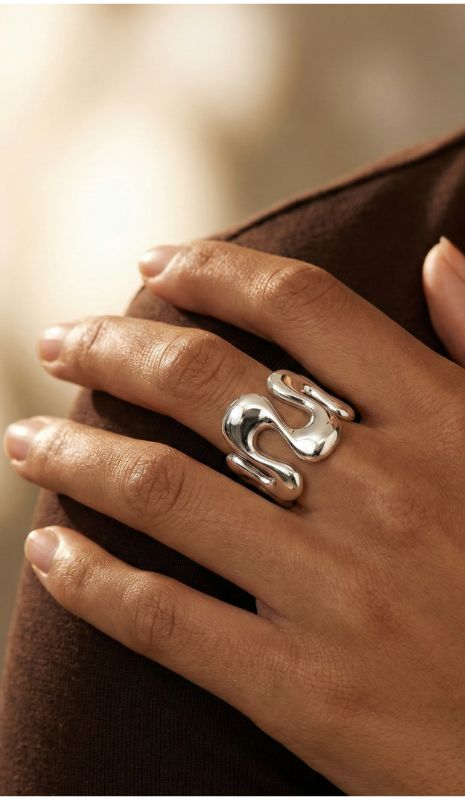 Hirotaka Jewelry Collection - At Present