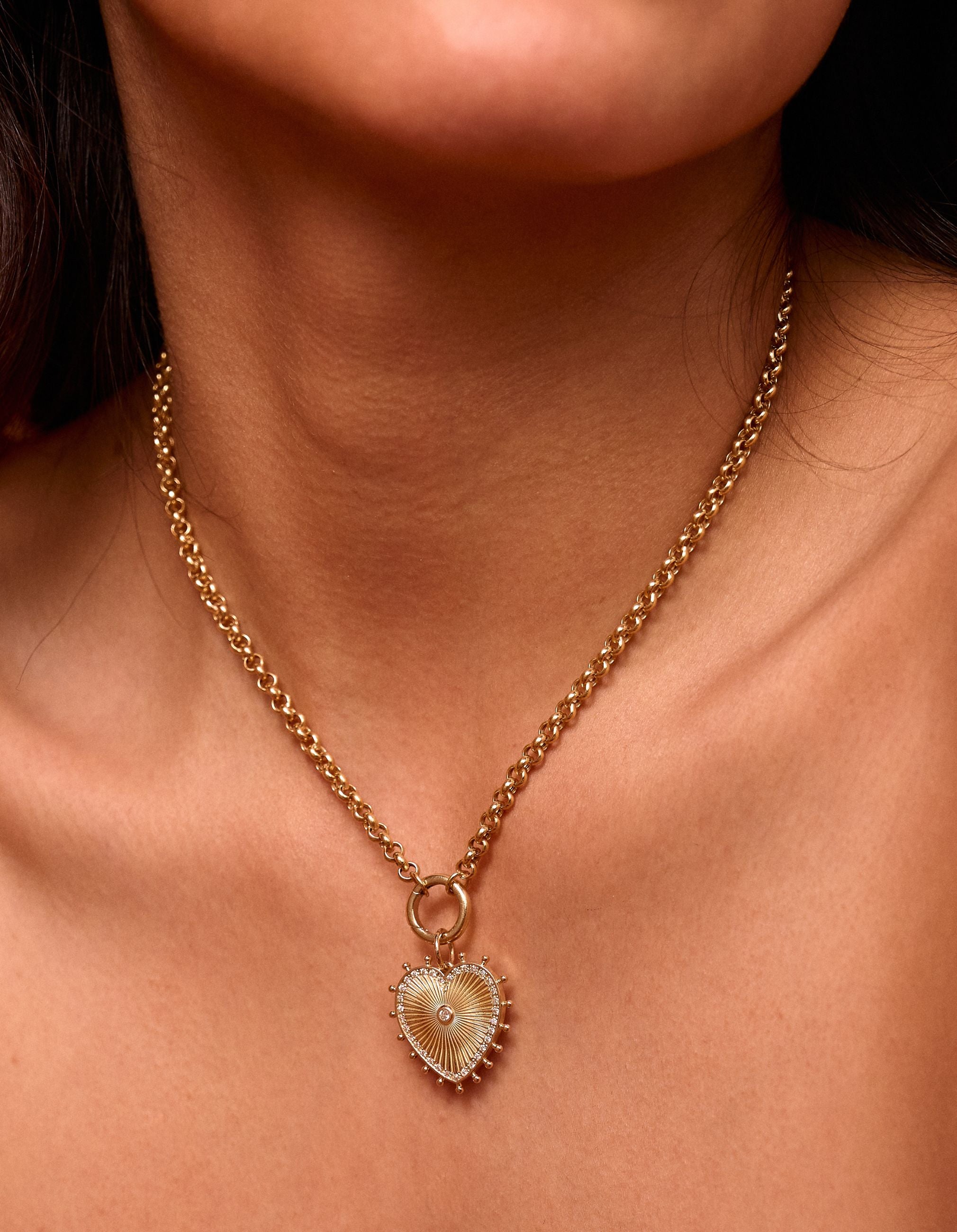 Cassandane Small Diamond Heart Medallion